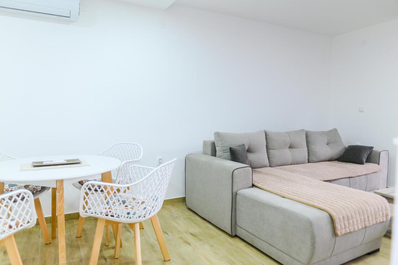 Apartman Dina ソコバニャ エクステリア 写真